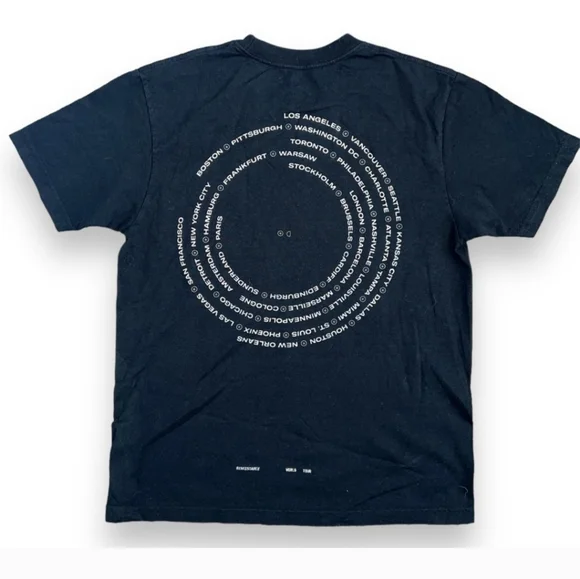 NWOT Unisex Beyonce Renaissance World Tour 2023 Official T-shirt - Picture 4 of 5